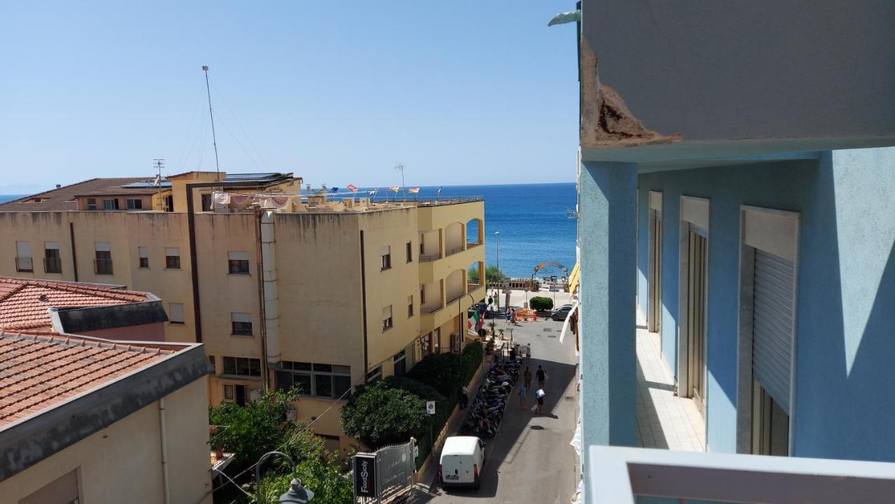 Casa Floridea -Mediterranea Sicilia Apt Cefalu Ngoại thất bức ảnh