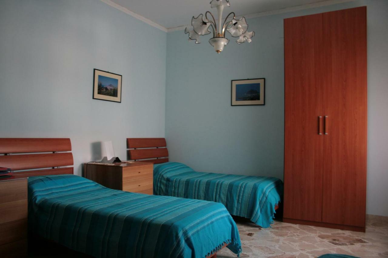 Casa Floridea -Mediterranea Sicilia Apt Cefalu Ngoại thất bức ảnh